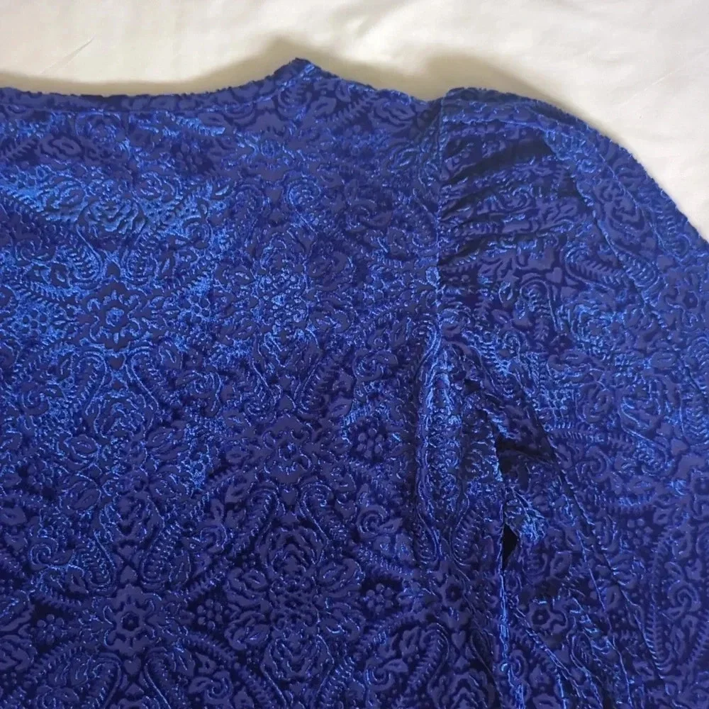 NWT LOFT Mosaic Cozy Velour Top, Cinderella Blue Size M